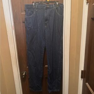 Men’s Rustler Size 36 x 34 Classic Blue Denim Jeans